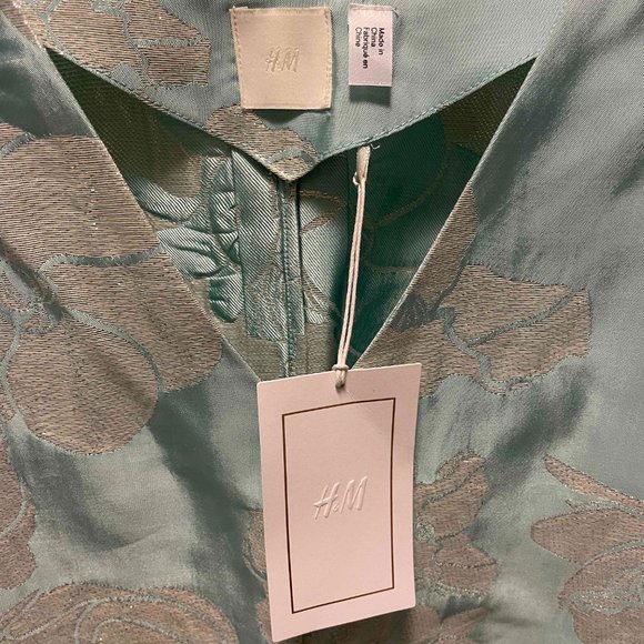 H&M Shimmery Tunic - Picture 2 of 3